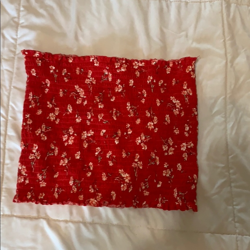 Women’s Red Floral Tube Top Size M